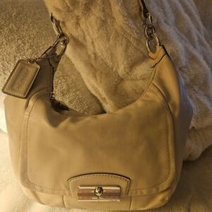 Coach Kristin Beige Nude Genuine Leather Hobo Handbag With Hang Tag